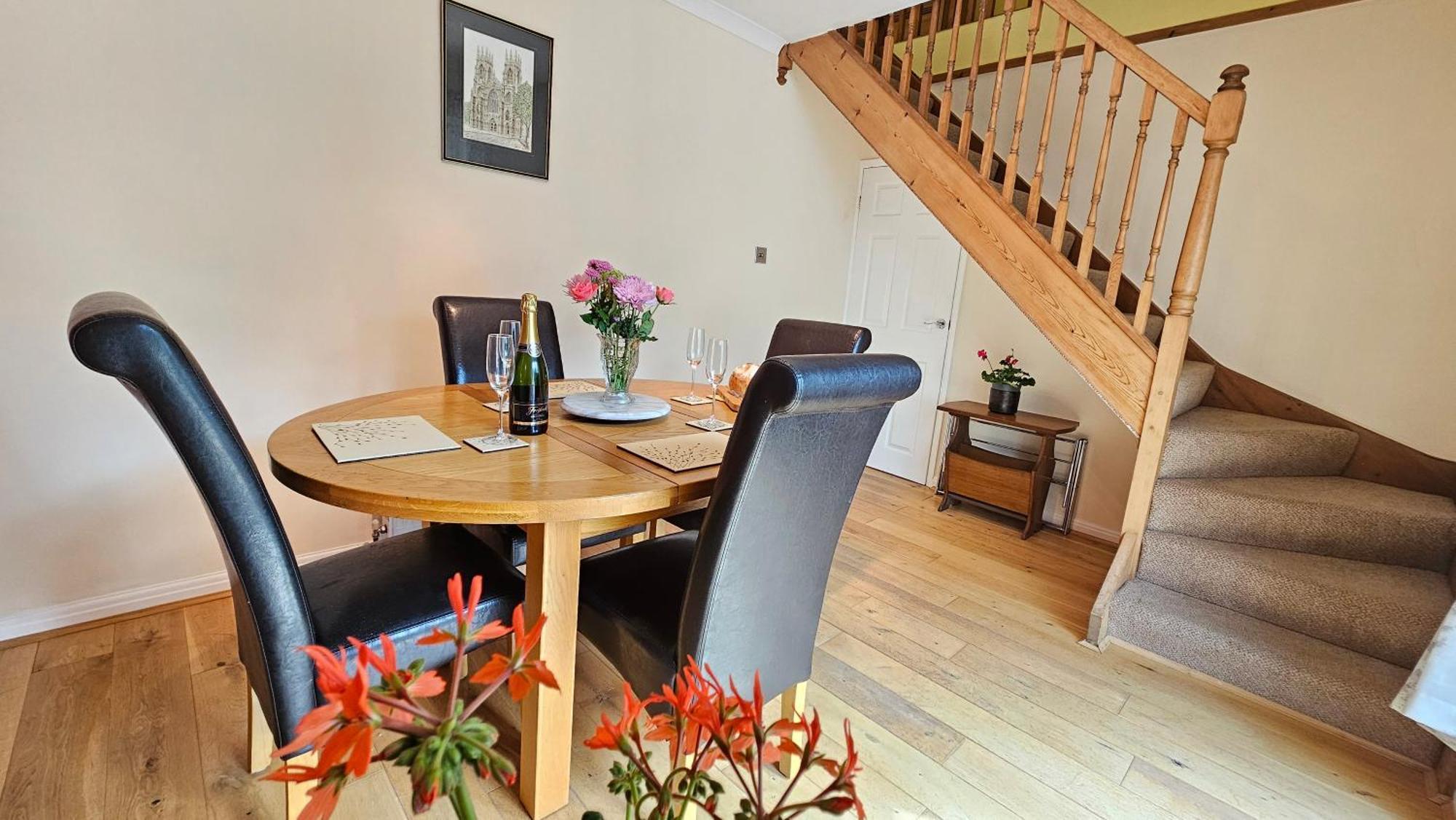 Beckside - Dog Friendly One Bed Home ヨーク エクステリア 写真